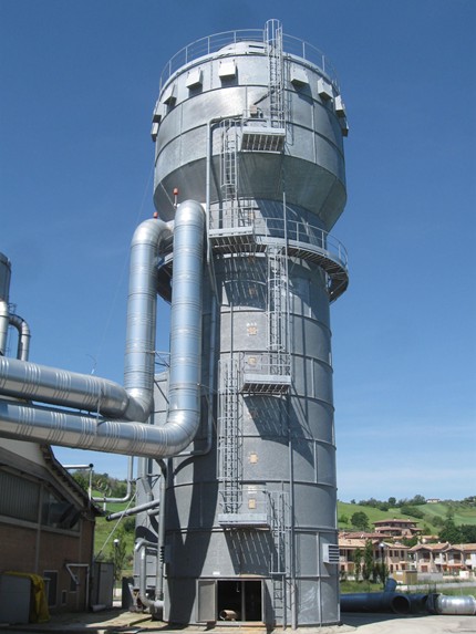 Silo di deposito con batteria filtrante da 150.000 mc/h